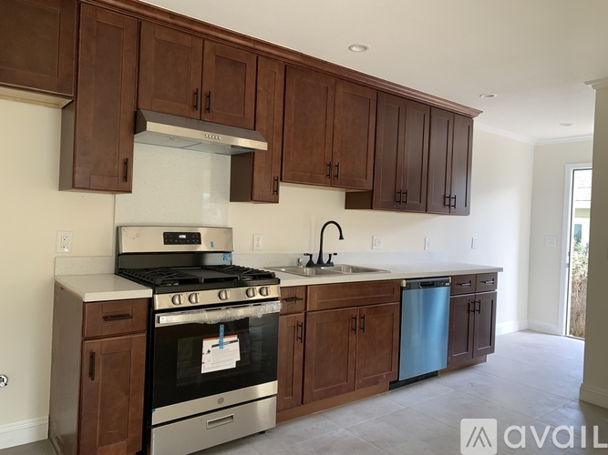 1BR/1BA Other on Scott Avenue · Redwood City photo 2